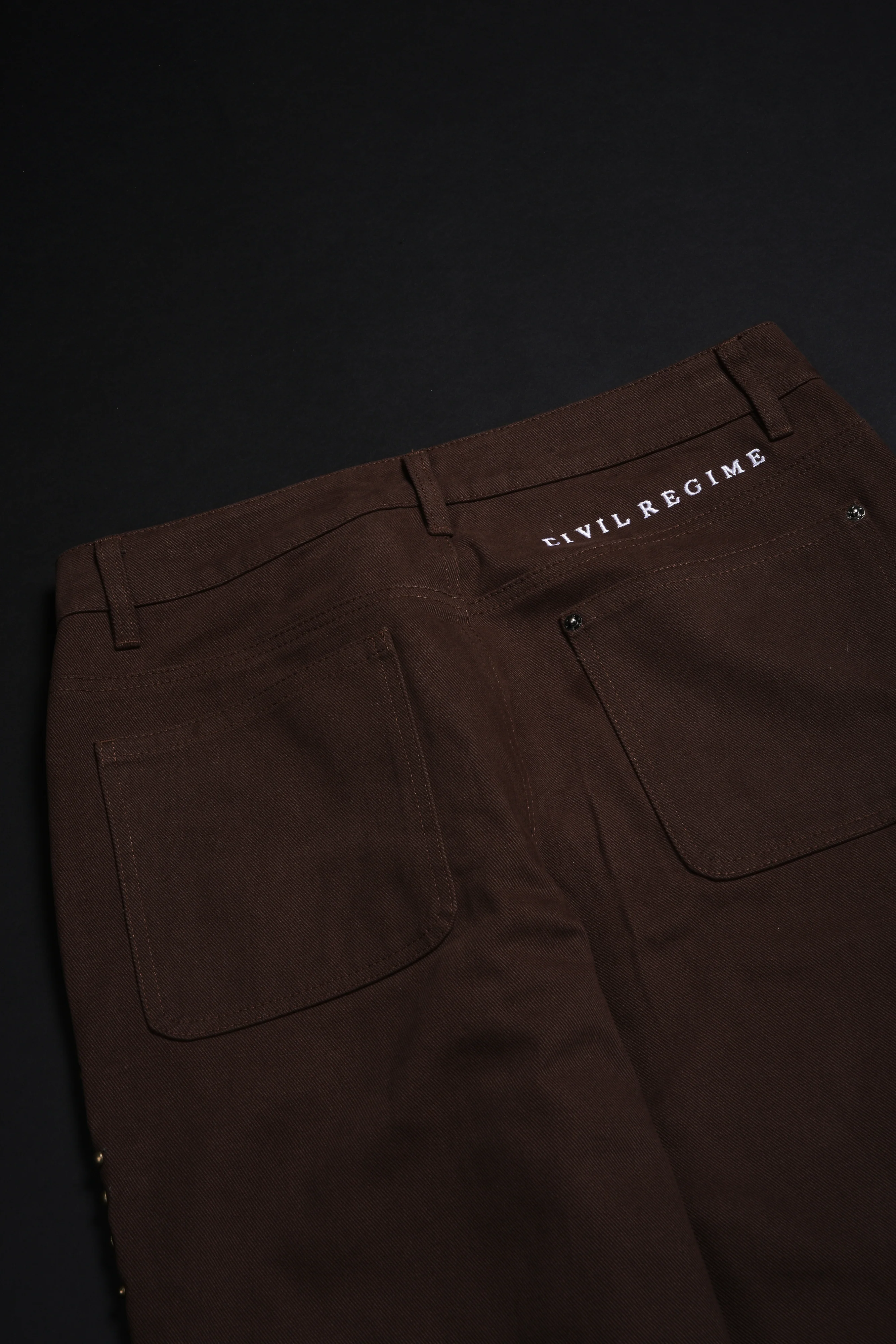 Low Bounty Civil Pants in Fudge - Image 8