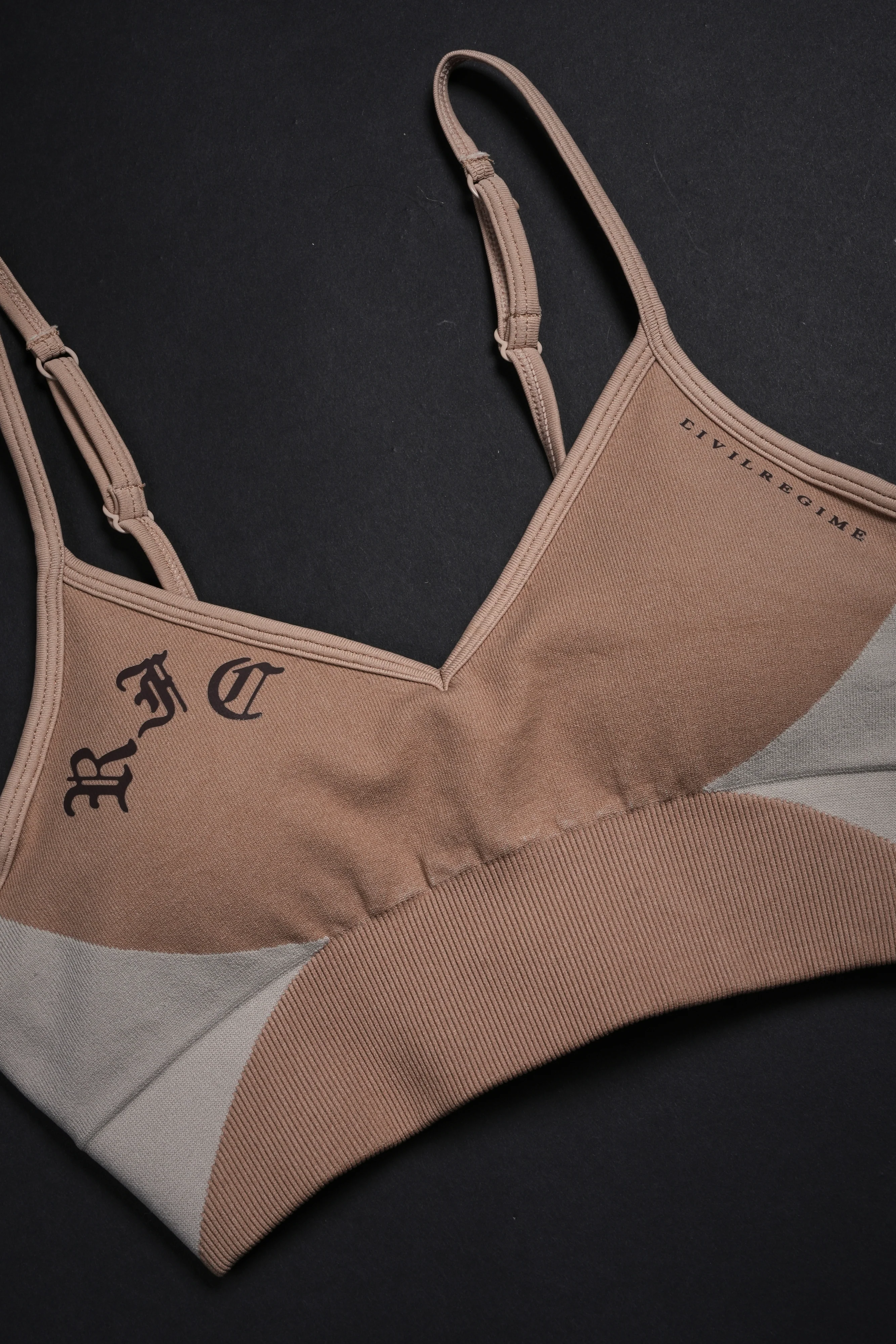 Nomad Kelly Seamless Bra in Sand & Butter - Image 3