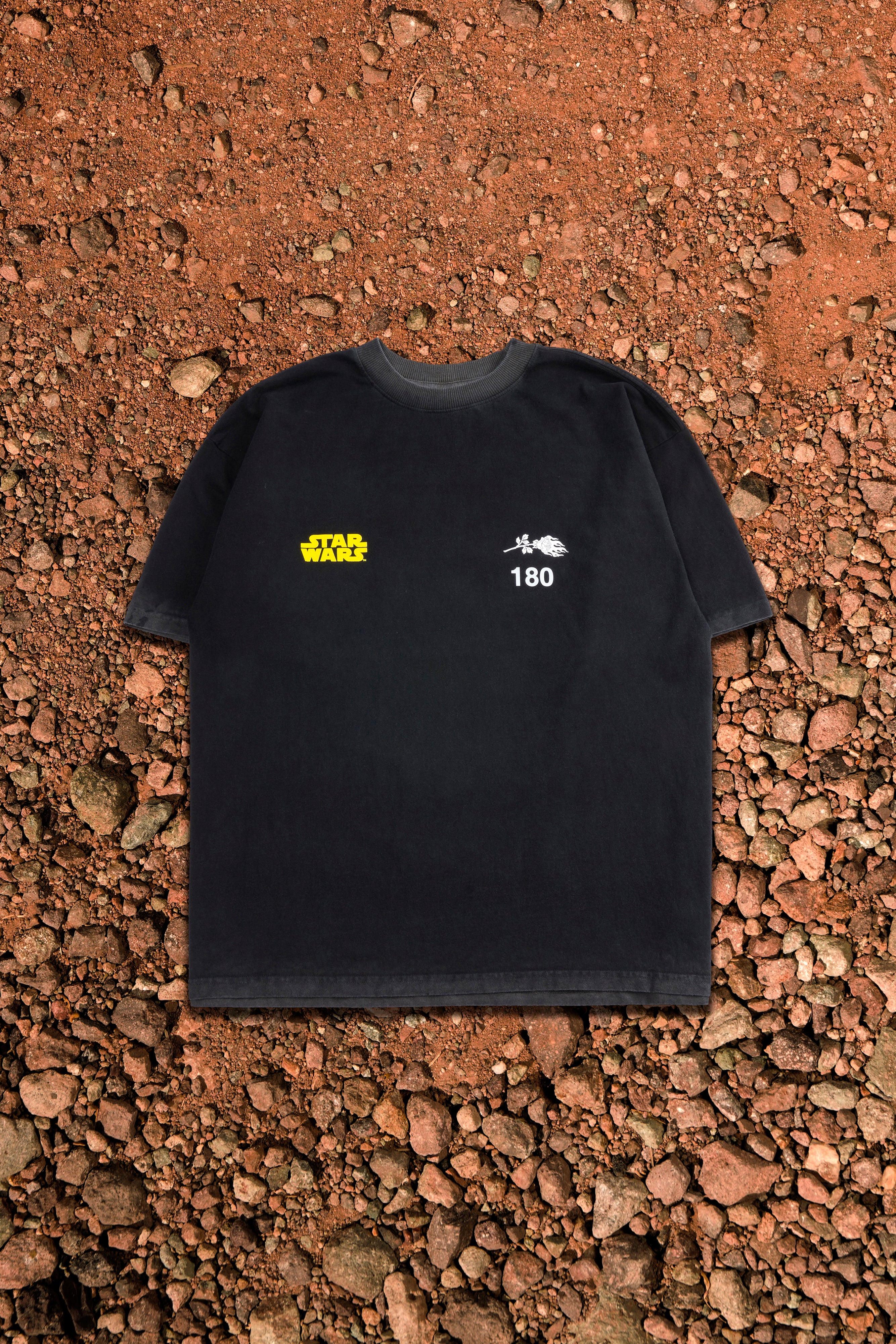 Star Wars Concrete Blue Crystal 199X Oversized Tee in Vintage Black - Image 2